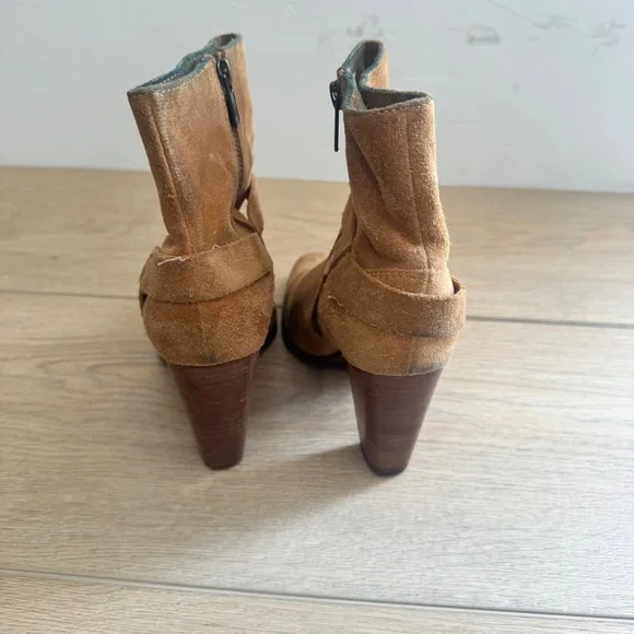 Frye Brown Suede Ankle Heels Size 7.5 - Picture 5 of 7